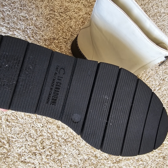 La canadienne leather boots - Picture 3 of 11